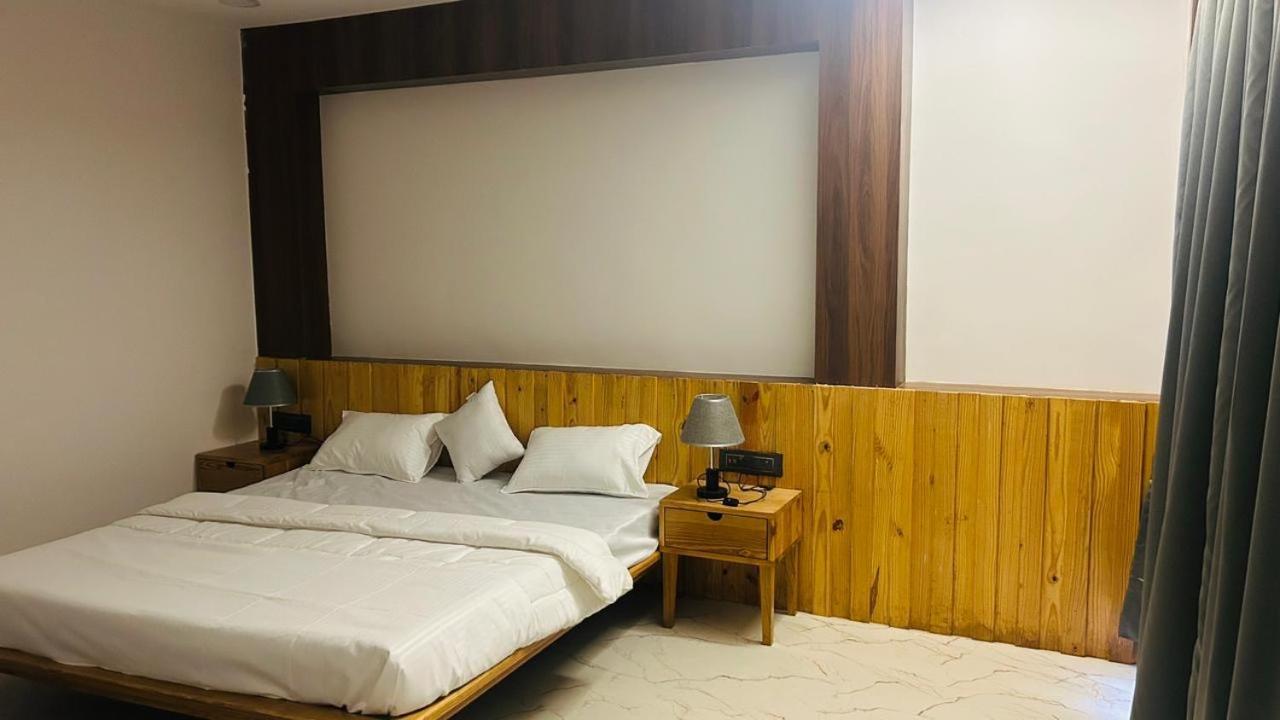 Fun O Farm Luxury Farm Villa Indore Eksteriør bilde