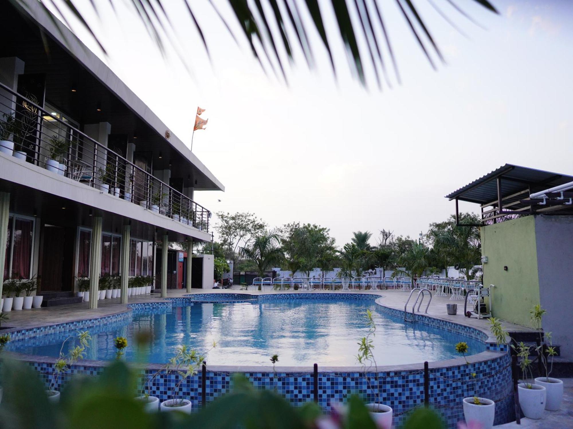 Fun O Farm Luxury Farm Villa Indore Eksteriør bilde